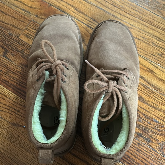 Ugg laced boots - Picture 3 of 4